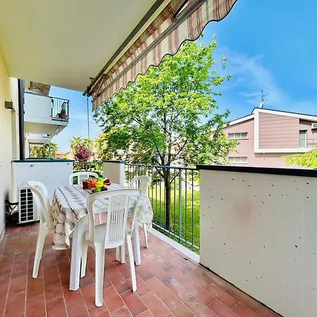 Little Italy Apt- Piscina E Relax Al Di Garda *