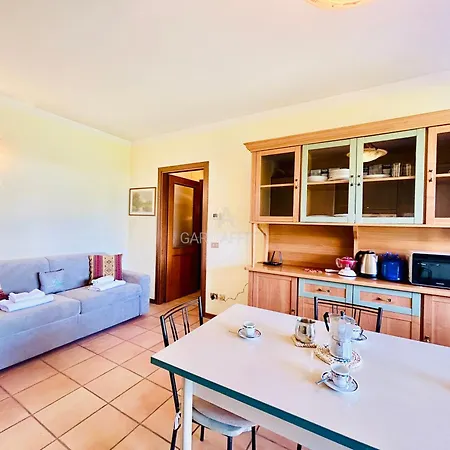 Little Italy Apt- Piscina E Relax Al Di Garda * Σιρμιόνε